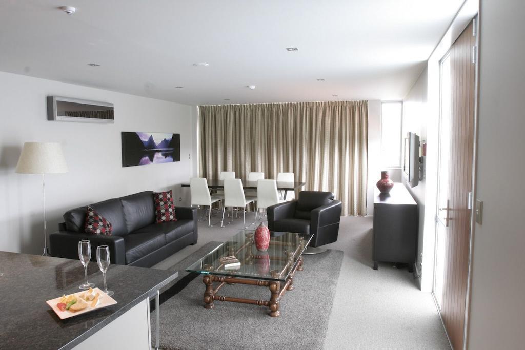 Central Apartments Метвен Номер фото